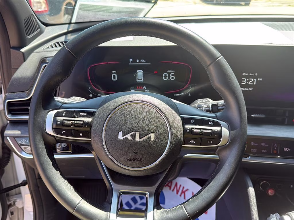 2024 Glacial White Pearl Kia Sportage X-Line AWD SUV