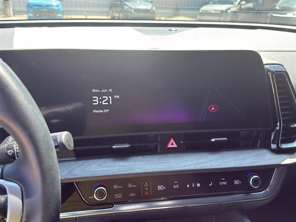 2024 Glacial White Pearl Kia Sportage X-Line AWD SUV