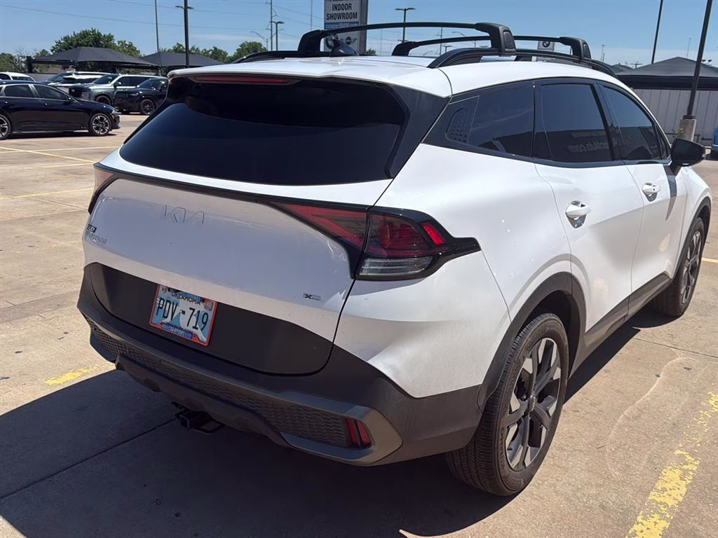 2024 Glacial White Pearl Kia Sportage X-Line AWD SUV