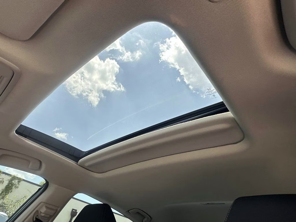 2025 Gray Metallic Honda Accord SE FWD Sedan