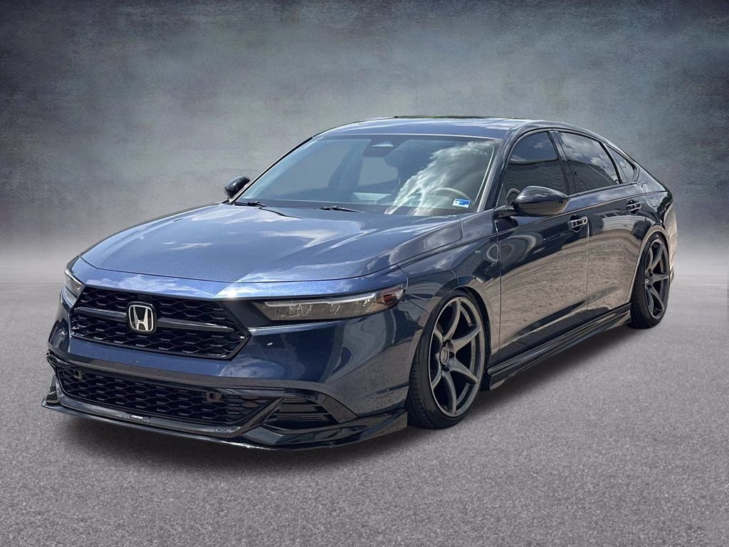 2025 Gray Metallic Honda Accord SE FWD Sedan