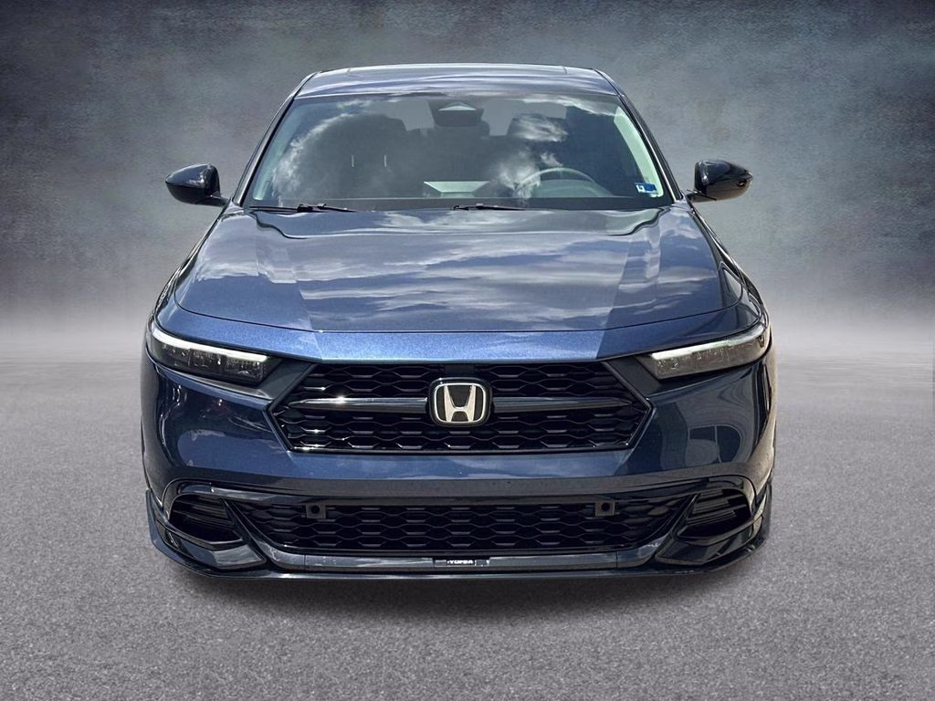2025 Gray Metallic Honda Accord SE FWD Sedan
