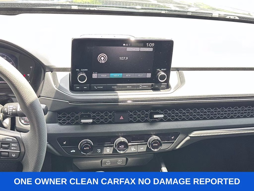 2025 Gray Metallic Honda Accord SE FWD Sedan
