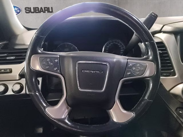 2015 White Diamond Clearcoat GMC Yukon XL Denali 4X4 SUV