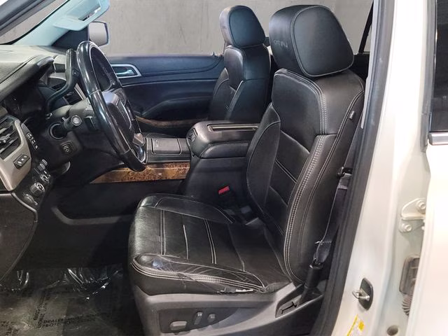 2015 White Diamond Clearcoat GMC Yukon XL Denali 4X4 SUV