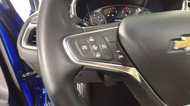 2024 Riptide Blue Metallic Chevrolet Equinox LT FWD SUV