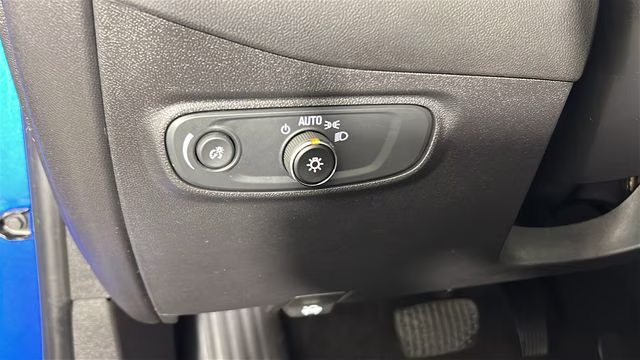 2024 Riptide Blue Metallic Chevrolet Equinox LT FWD SUV