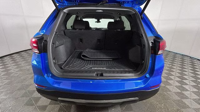 2024 Riptide Blue Metallic Chevrolet Equinox LT FWD SUV