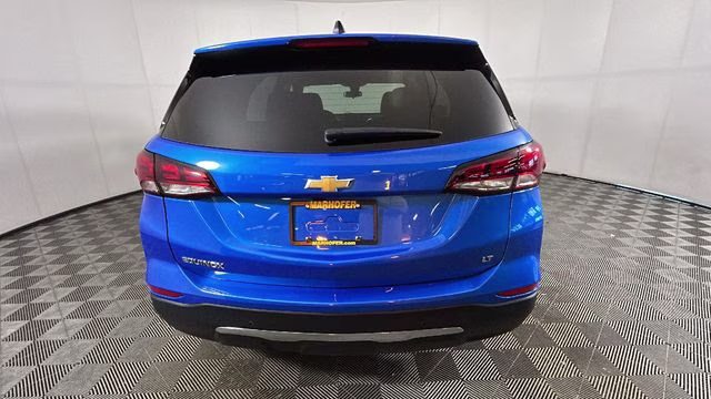 2024 Riptide Blue Metallic Chevrolet Equinox LT FWD SUV
