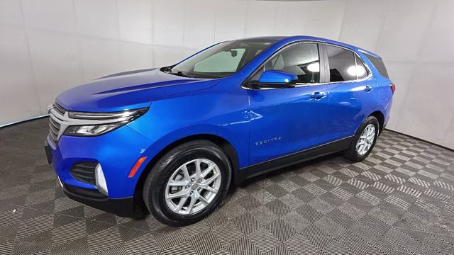 2024 Riptide Blue Metallic Chevrolet Equinox LT FWD SUV