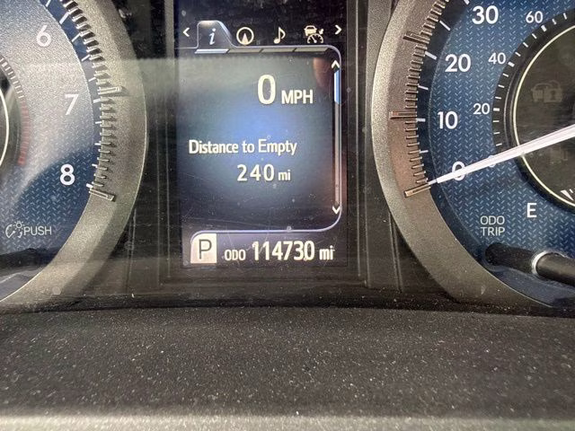 2018 White Toyota Sienna XLE Premium FWD Van