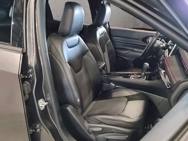 2022 Granite Crystal Metallic Clearcoat Jeep Compass Latitude 4X4 SUV
