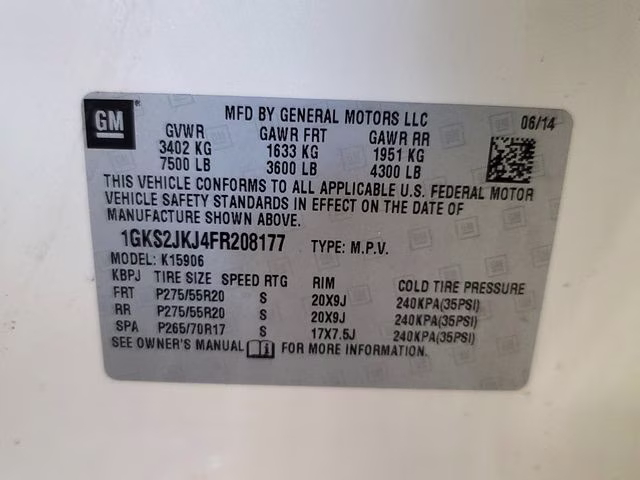 2015 White Diamond Clearcoat GMC Yukon XL Denali 4X4 SUV