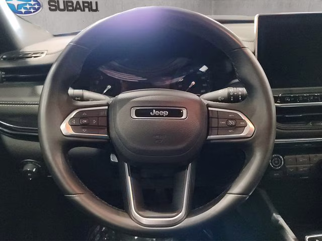 2022 Granite Crystal Metallic Clearcoat Jeep Compass Latitude 4X4 SUV