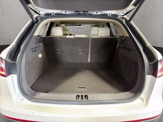 2019 White Lincoln Nautilus Reserve AWD SUV