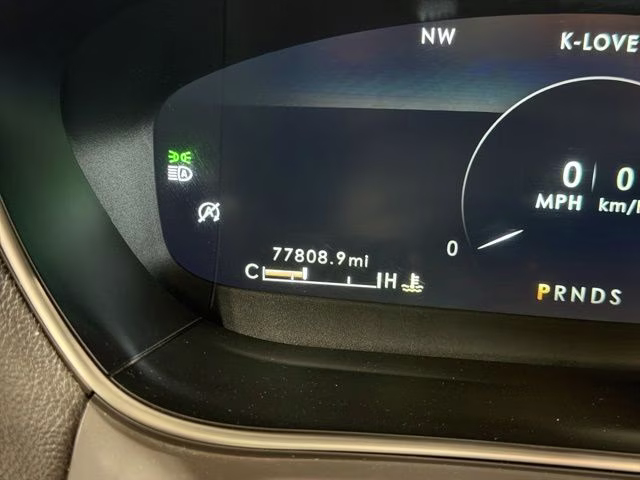 2019 White Lincoln Nautilus Reserve AWD SUV