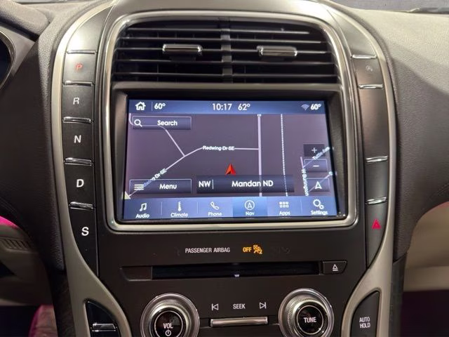 2019 White Lincoln Nautilus Reserve AWD SUV