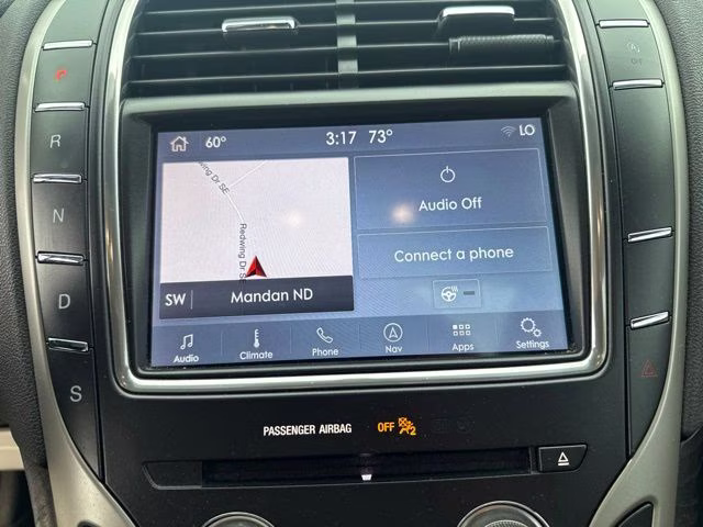 2019 White Lincoln Nautilus Reserve AWD SUV