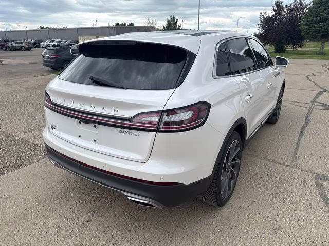 2019 White Lincoln Nautilus Reserve AWD SUV