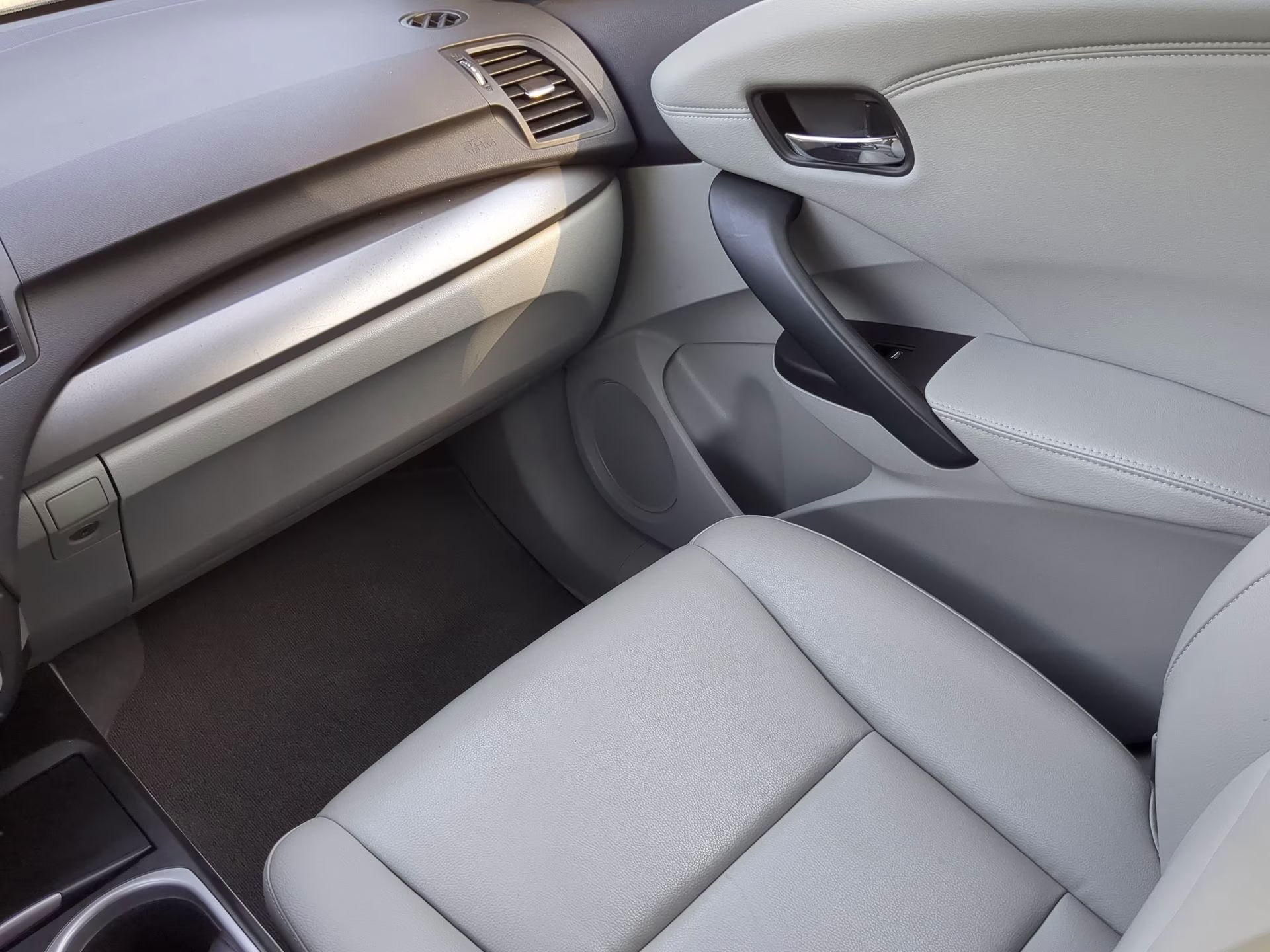 2017 Lunar Silver Metallic Acura RDX FWD SUV