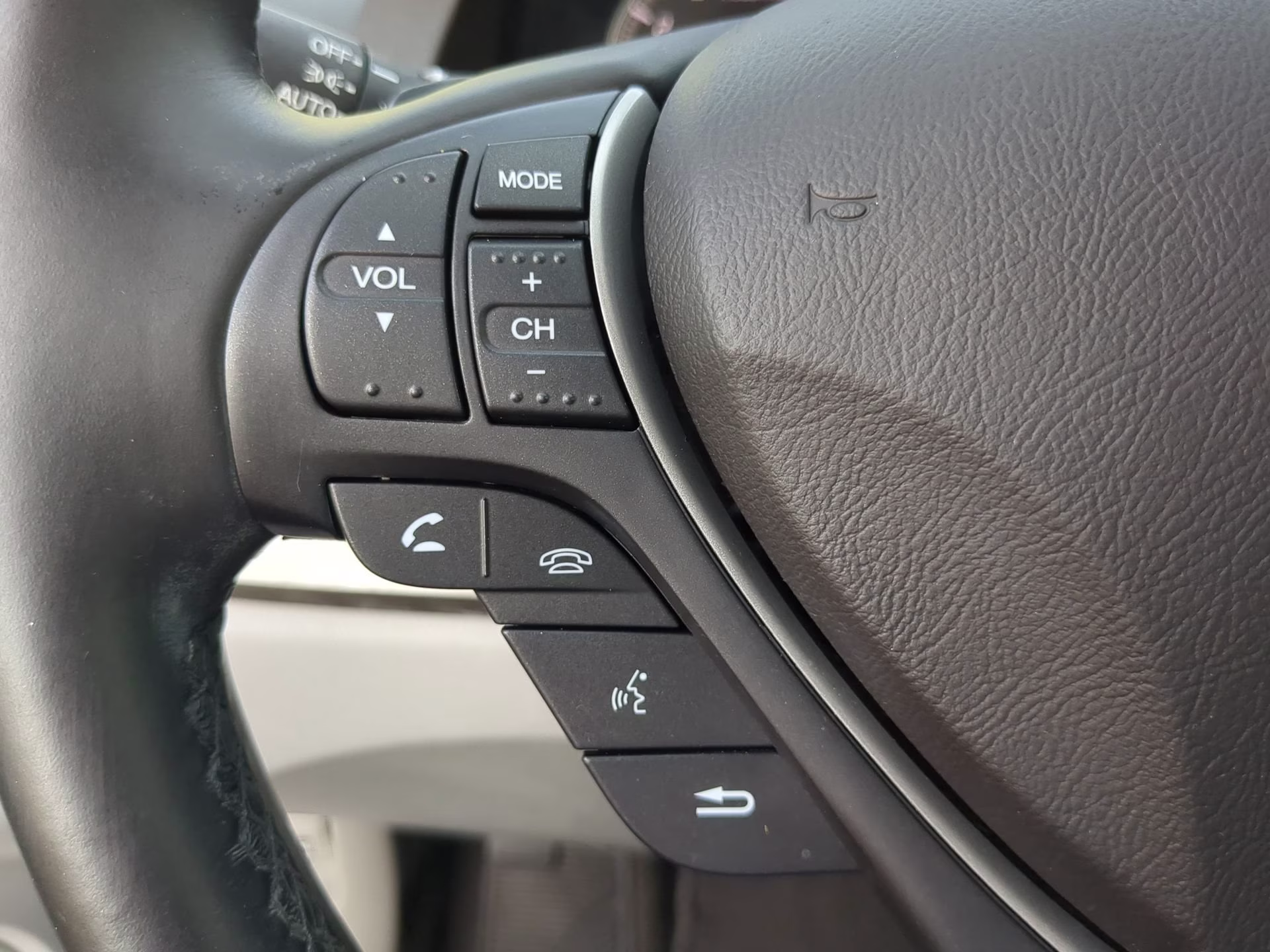 2017 Lunar Silver Metallic Acura RDX FWD SUV