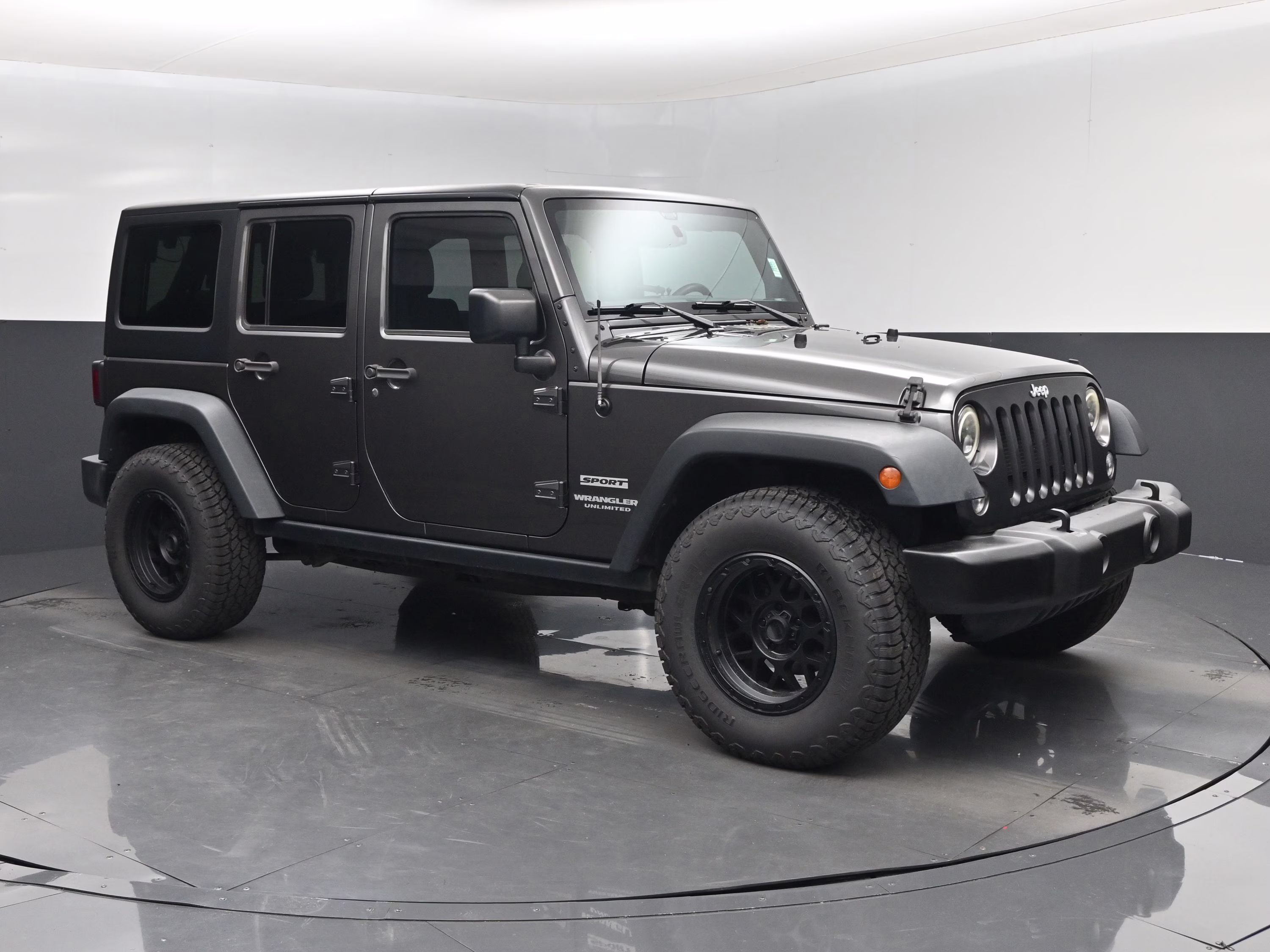 2016 Granite Crystal Metallic Clearcoat Jeep Wrangler Unlimited Sport 4X4 SUV