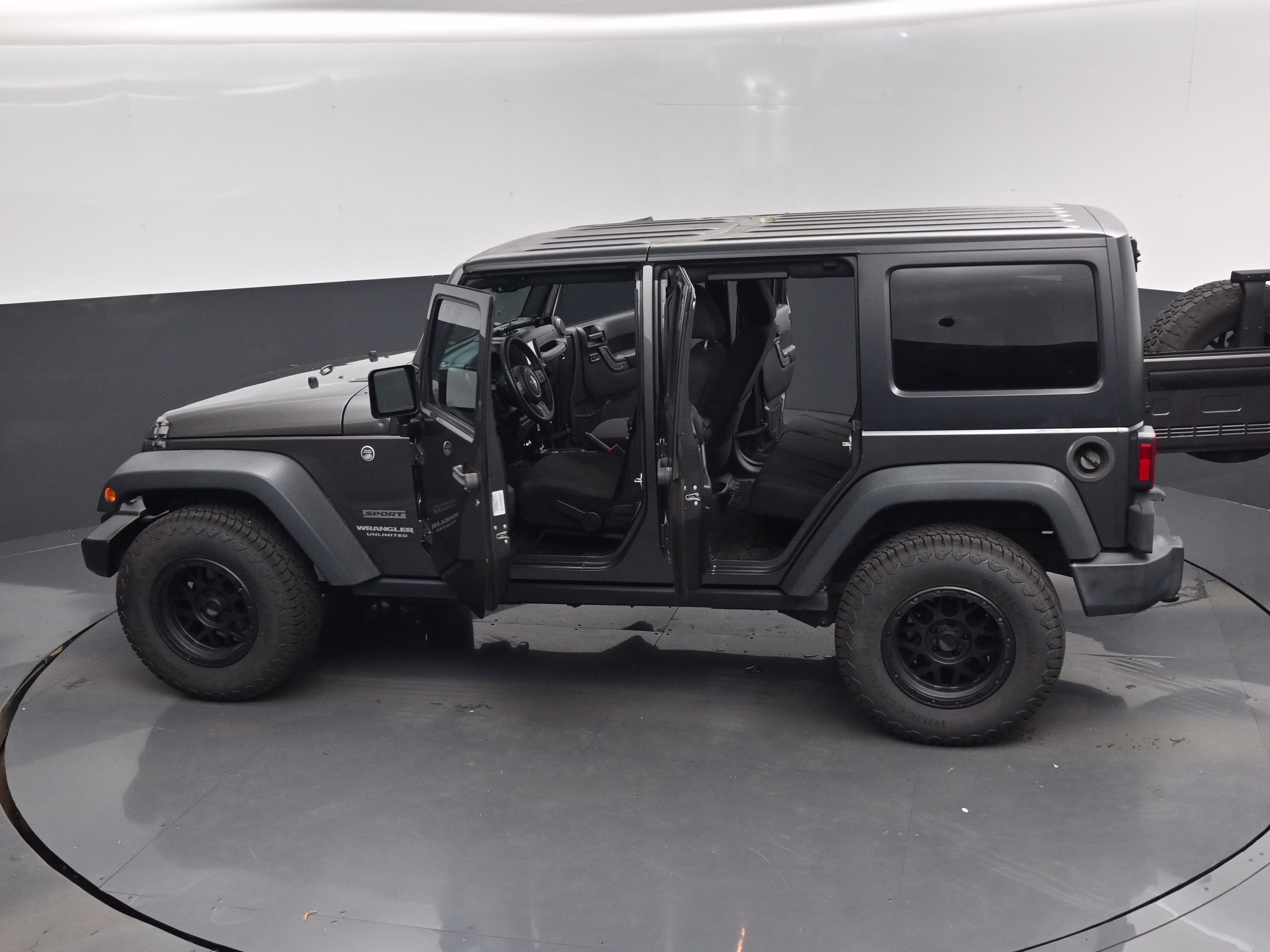 2016 Granite Crystal Metallic Clearcoat Jeep Wrangler Unlimited Sport 4X4 SUV