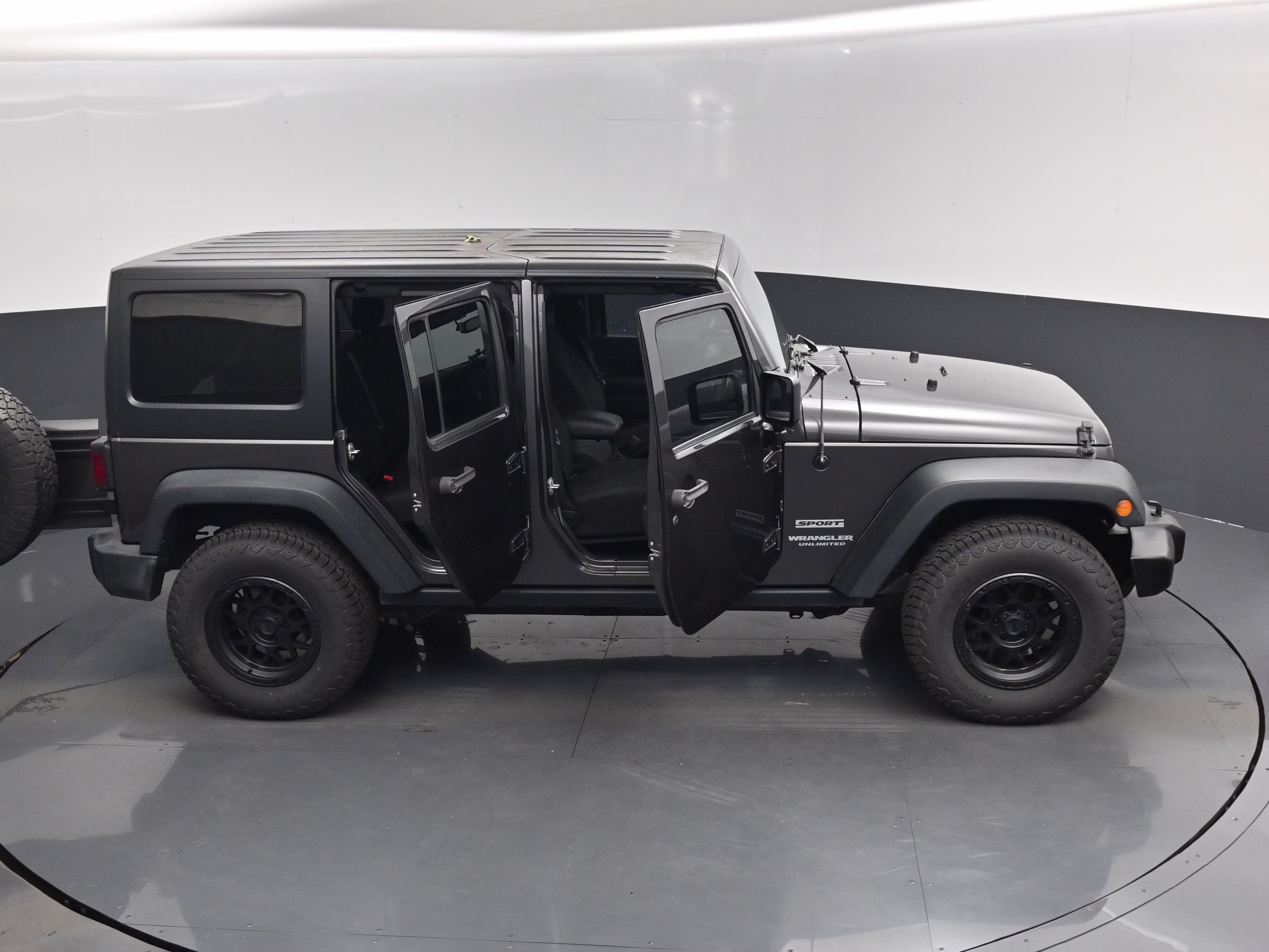 2016 Granite Crystal Metallic Clearcoat Jeep Wrangler Unlimited Sport 4X4 SUV