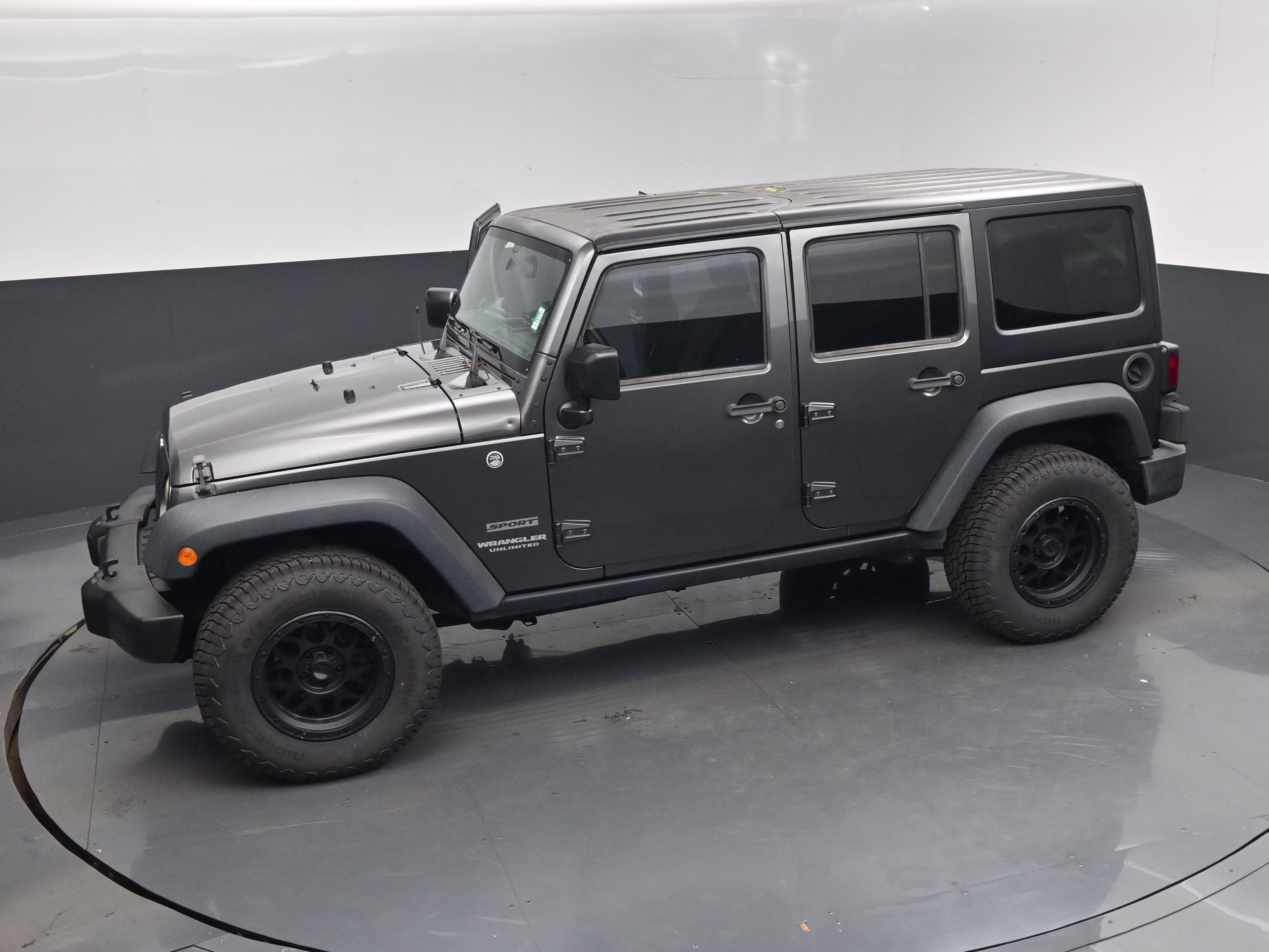 2016 Granite Crystal Metallic Clearcoat Jeep Wrangler Unlimited Sport 4X4 SUV