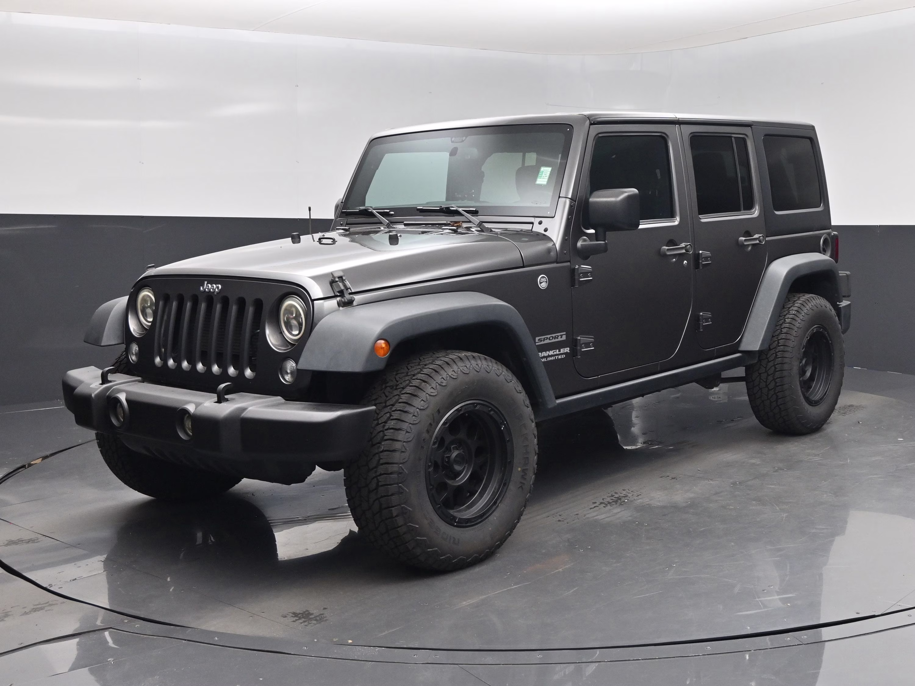 2016 Granite Crystal Metallic Clearcoat Jeep Wrangler Unlimited Sport 4X4 SUV