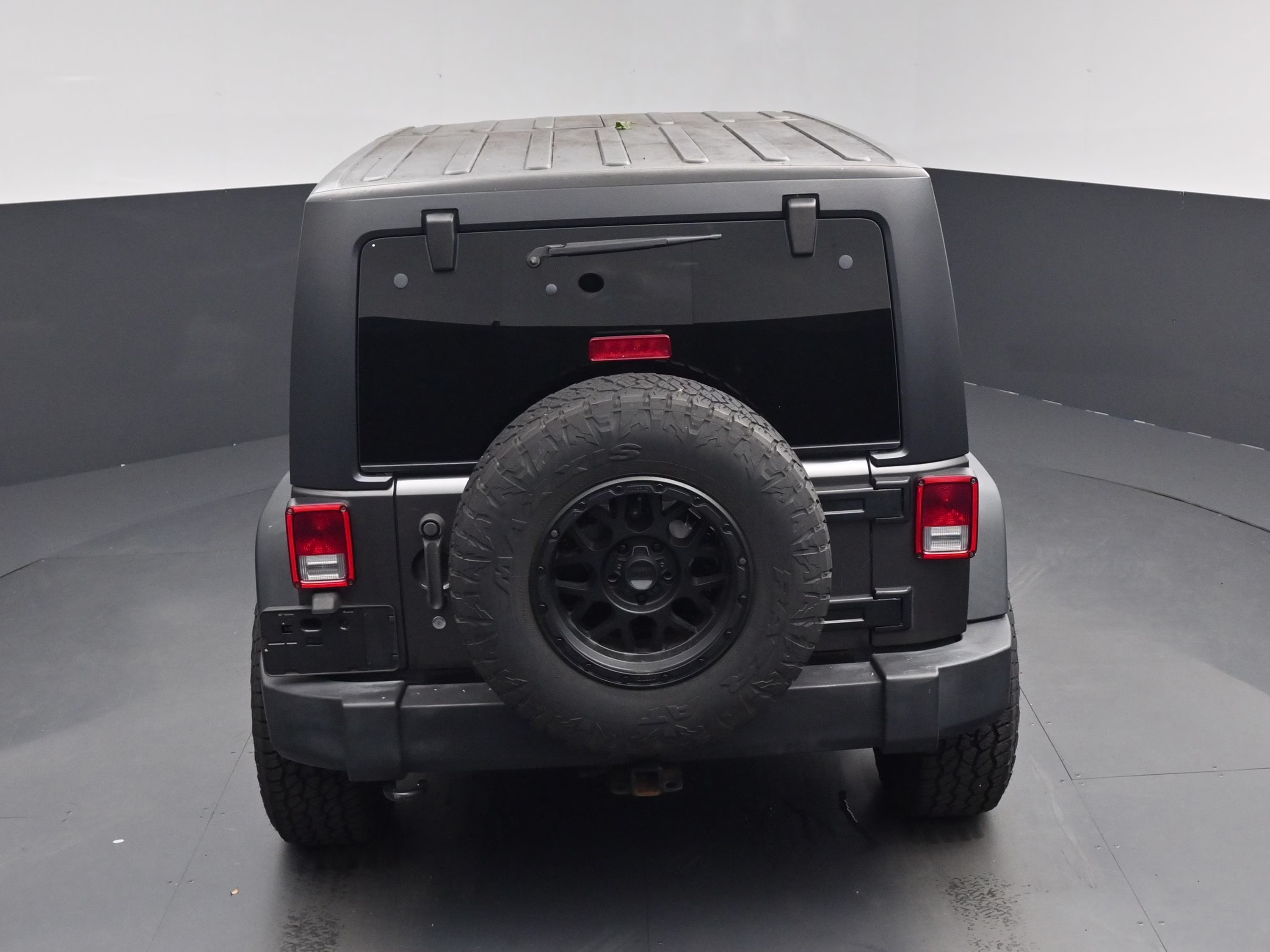 2016 Granite Crystal Metallic Clearcoat Jeep Wrangler Unlimited Sport 4X4 SUV