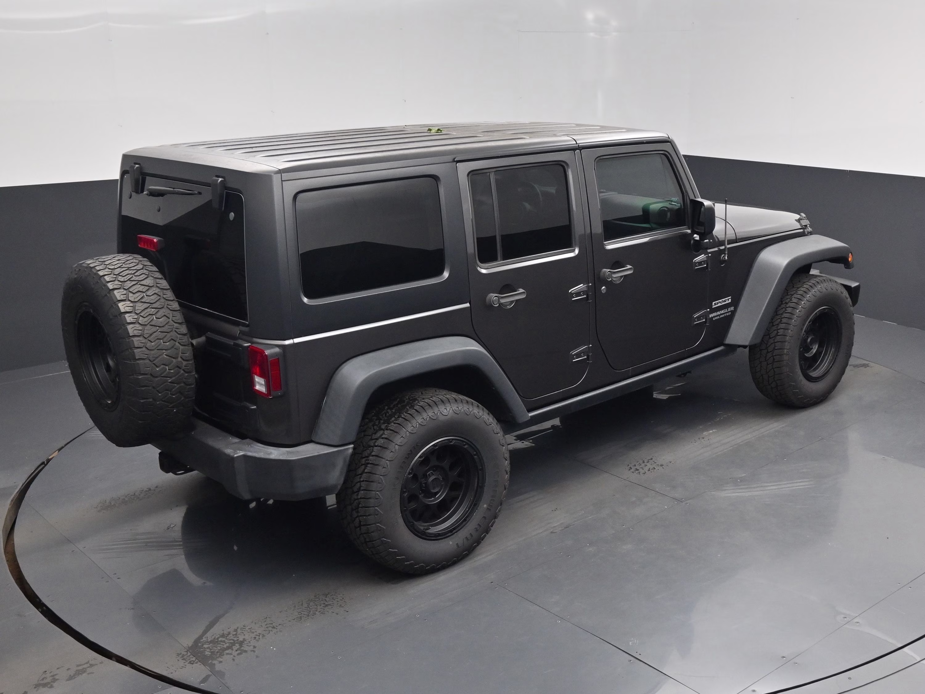 2016 Granite Crystal Metallic Clearcoat Jeep Wrangler Unlimited Sport 4X4 SUV