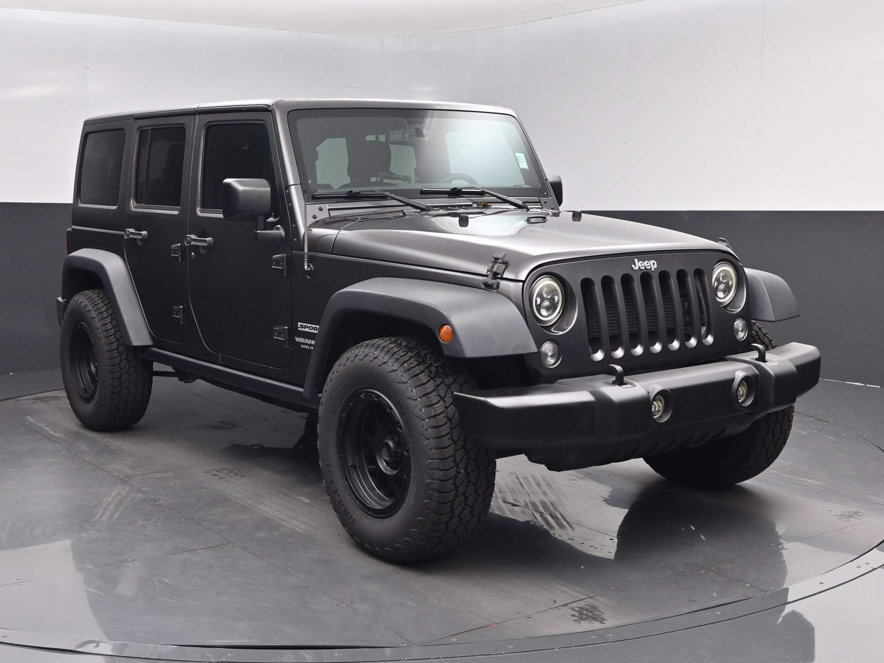 2016 Granite Crystal Metallic Clearcoat Jeep Wrangler Unlimited Sport 4X4 SUV
