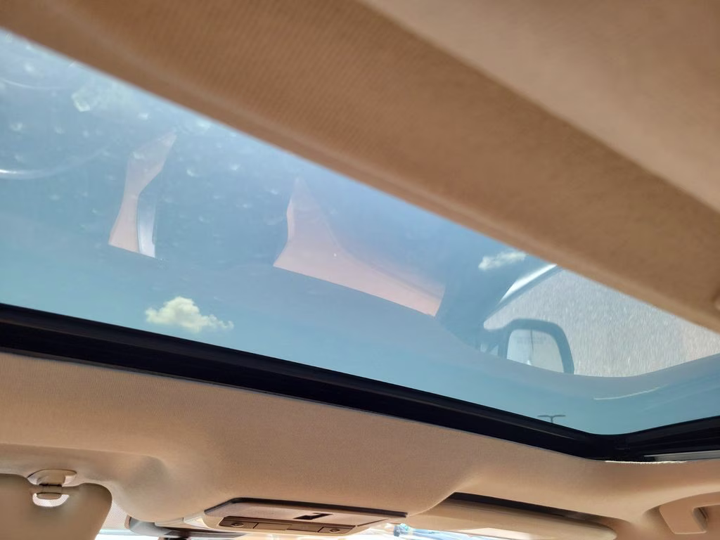 2023 Aspen White Tricoat Nissan Sentra SV FWD Sedan