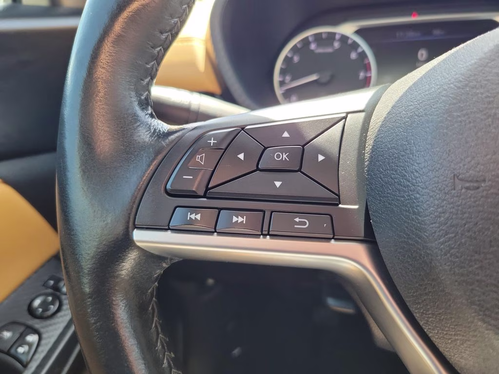 2023 Aspen White Tricoat Nissan Sentra SV FWD Sedan