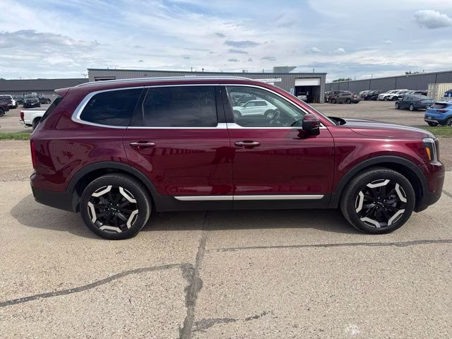 2024 Red Kia Telluride S FWD SUV