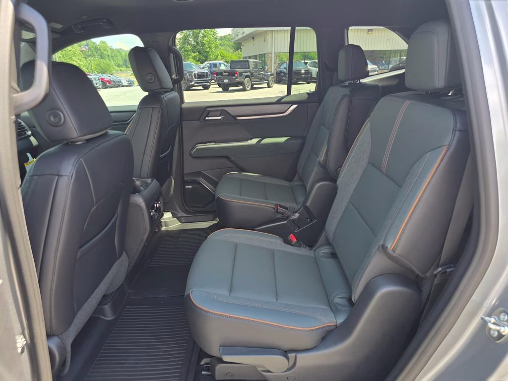2026 Sterling Metallic GMC Acadia AT4 AWD SUV
