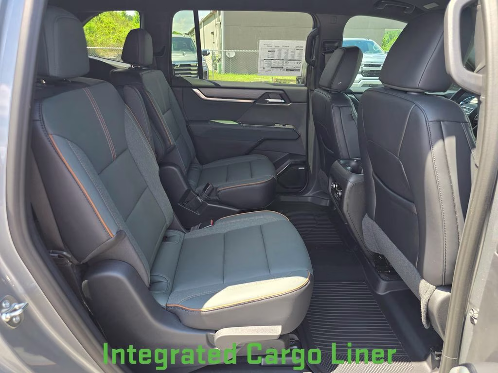 2026 Sterling Metallic GMC Acadia AT4 AWD SUV