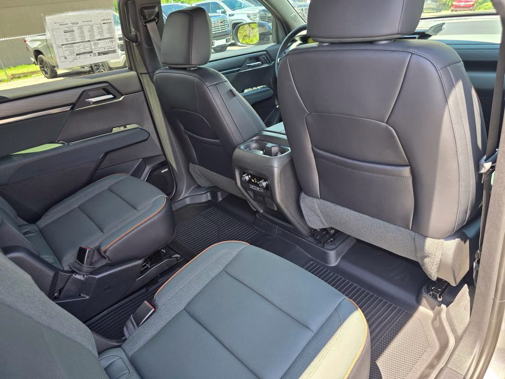 2026 Sterling Metallic GMC Acadia AT4 AWD SUV