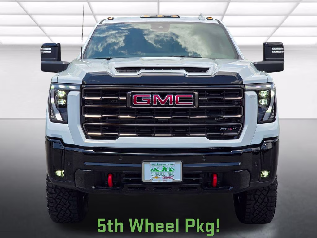 2026 Summit White GMC Sierra 2500HD AT4X 4X4 Truck