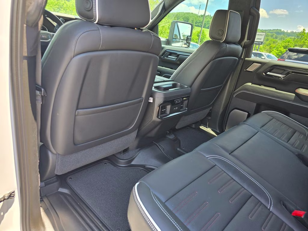 2026 Summit White GMC Sierra 2500HD AT4X 4X4 Truck