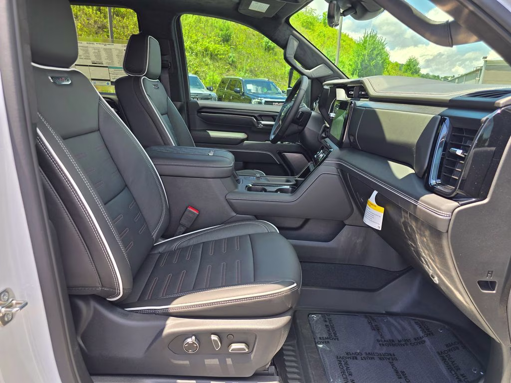 2026 Summit White GMC Sierra 2500HD AT4X 4X4 Truck