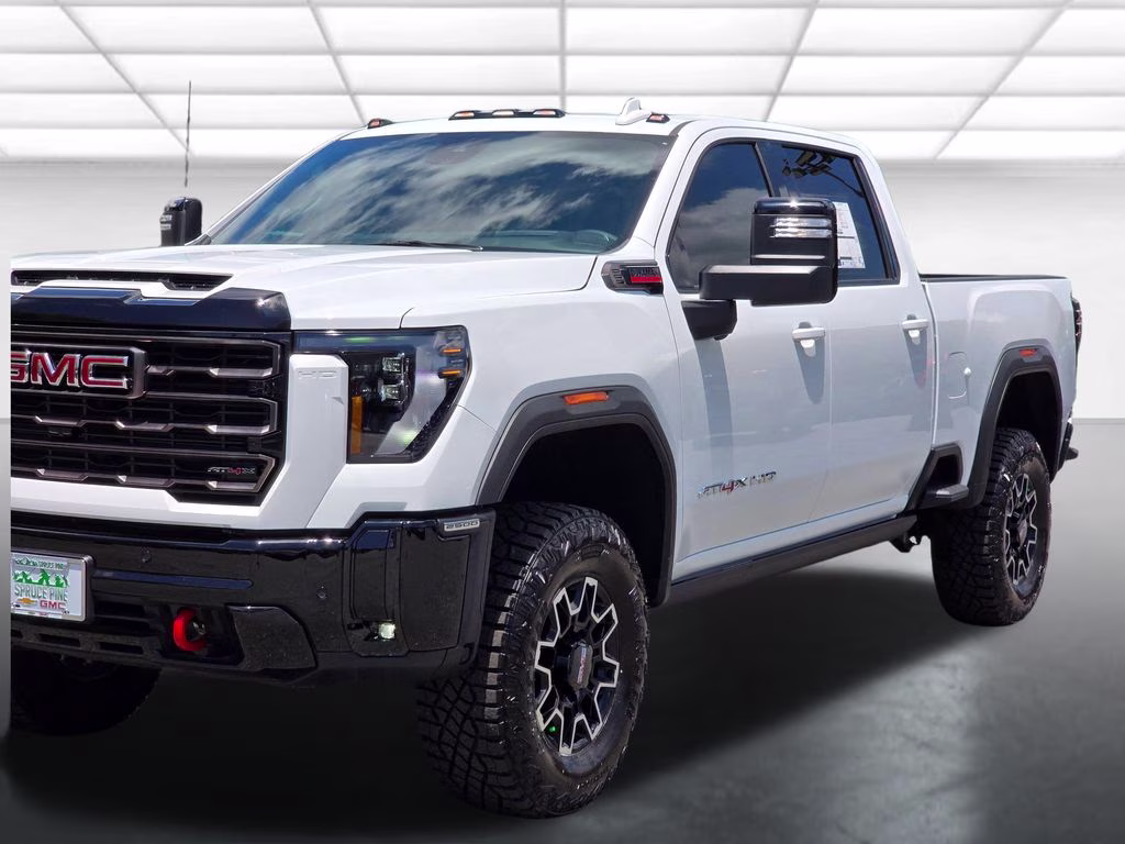 2026 Summit White GMC Sierra 2500HD AT4X 4X4 Truck