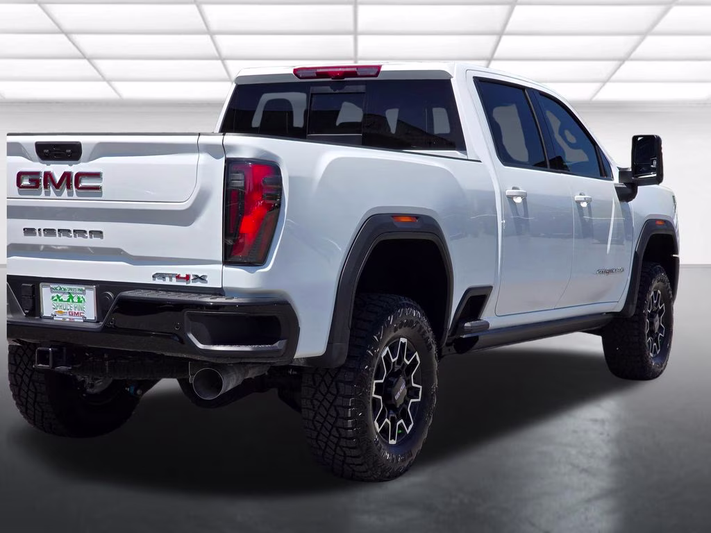 2026 Summit White GMC Sierra 2500HD AT4X 4X4 Truck