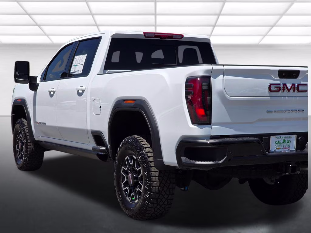 2026 Summit White GMC Sierra 2500HD AT4X 4X4 Truck