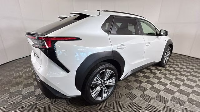 2023 Cosmic White Pearl Subaru Solterra Limited AWD SUV
