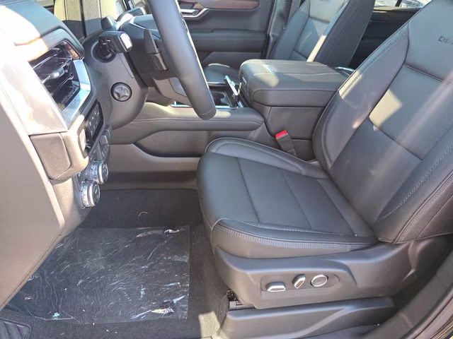 2026 Onyx Black GMC Yukon Denali 4X4 SUV