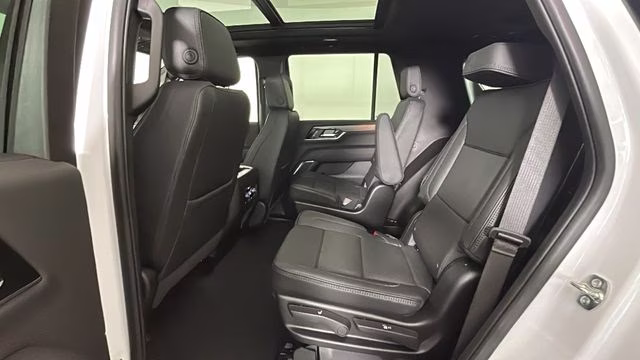 2025 Summit White GMC Yukon Denali 4X4 SUV
