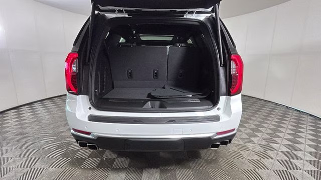 2025 Summit White GMC Yukon Denali 4X4 SUV