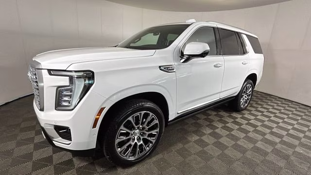 2025 Summit White GMC Yukon Denali 4X4 SUV